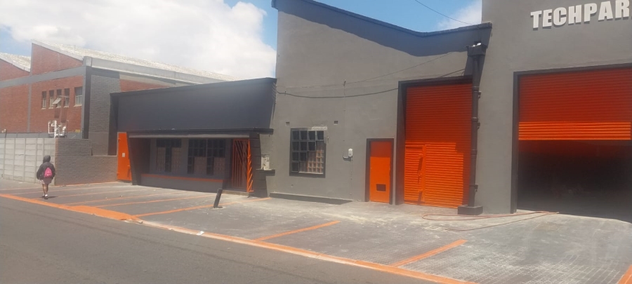 To Let commercial Property for Rent in Kensington Western Cape